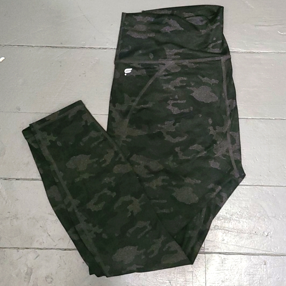 Fabletics camo powerhold leggings